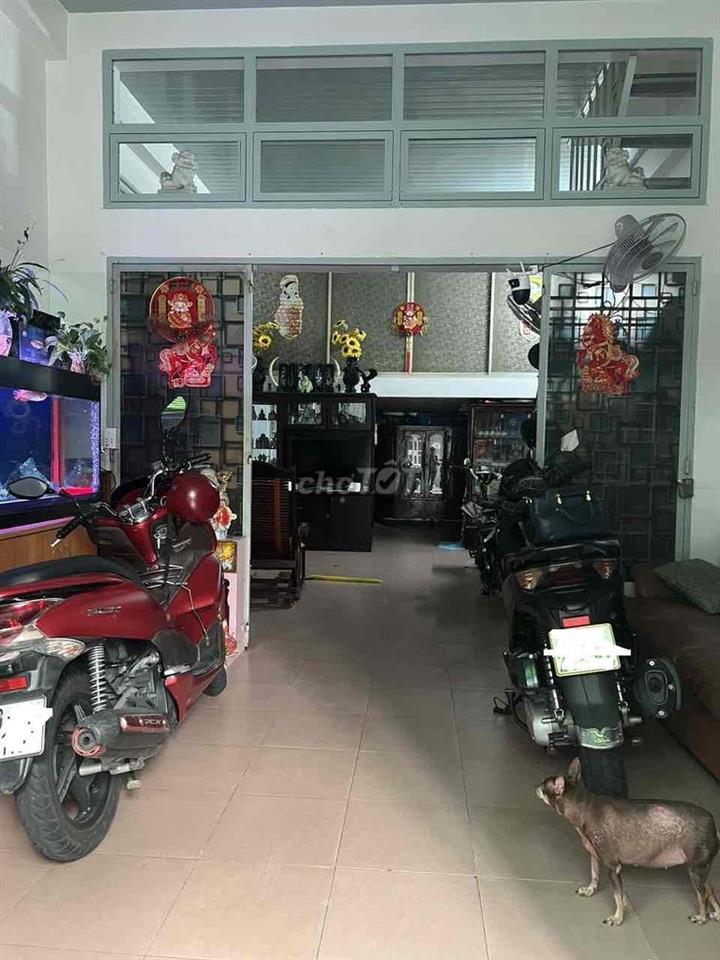 Bán nhà chính chủ - Chợ thuốc Quận 10