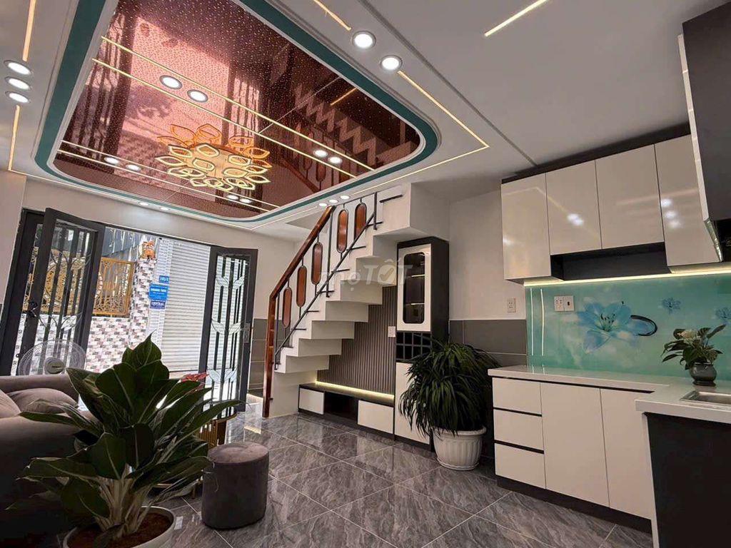Bán nhà gần chợ Bà điểm