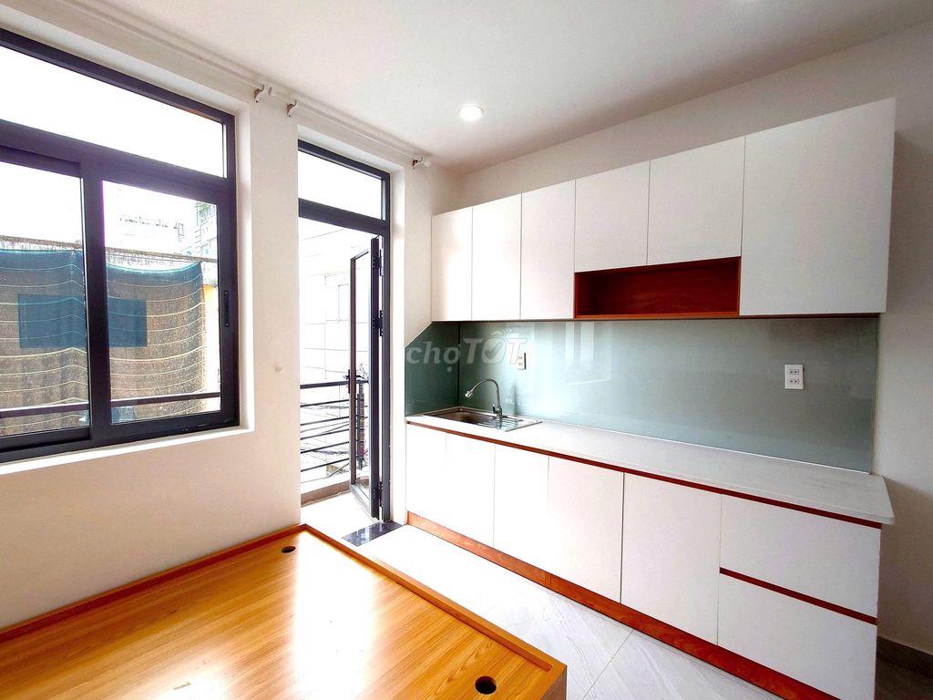 Chính chủ bán nhà mặt phố Đào Duy Từ, 11,8 tỷ, 40m2, 5 tầng, 6PN, 7WC
