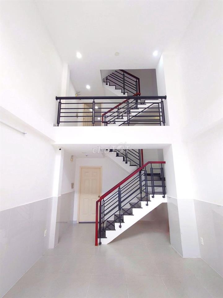 Chính chủ bán nhà mặt phố Đào Duy Từ, 11,8 tỷ, 40m2, 5 tầng, 6PN, 7WC