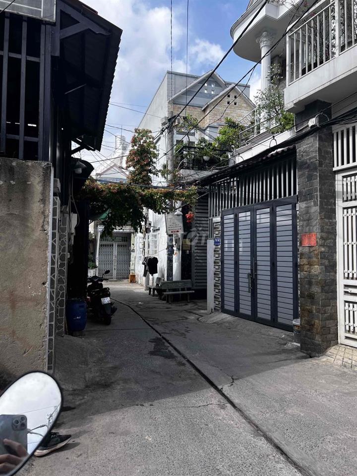 Cho thuê nhà nguyên căn 154m2-  6PN hẻm ô tô Tân Thới Hiệp Q12