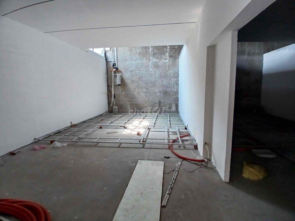 1300mv cho thuê tại 40 Nguyễn Văn Linh Q7