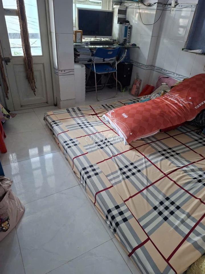 Bán nhà đúc 2 tấm HT17 Hiệp Thành Quận 12 - 3PN -3WC- 1 sân phơi 72m2