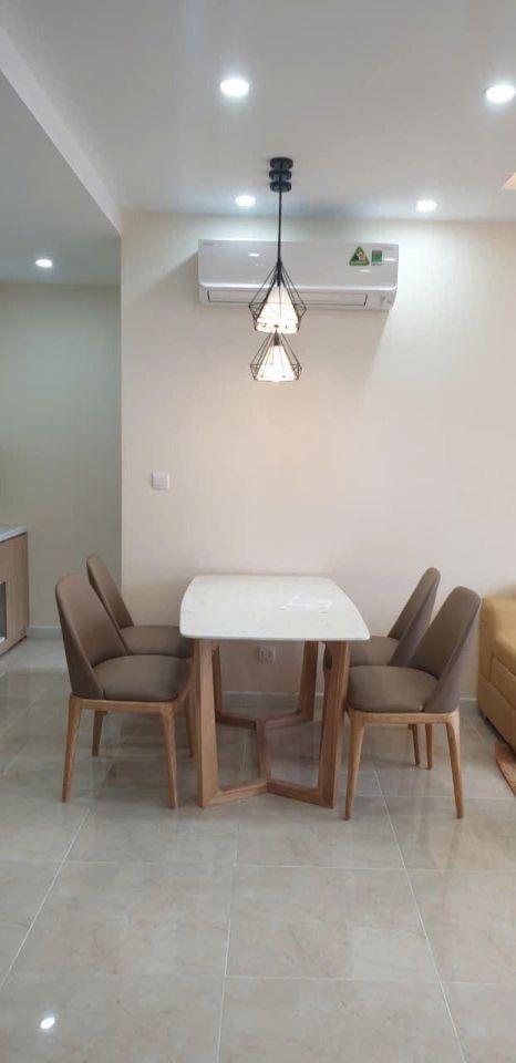 View hồ thoáng đãng - 2PN 80m2 tại Vinhomes D’Capitale - 8 tỷ