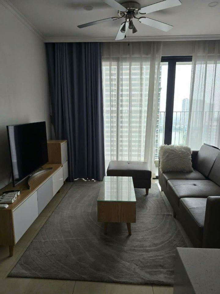 View phố đắt giá - 3PN Vinhomes D’Capitale 93m2 - full đồ