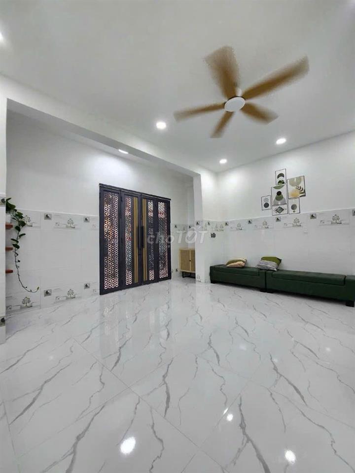 BÁN NHÀ MỚI XÂY LÊ VĂN LƯƠNG – P. TÂN HƯNG