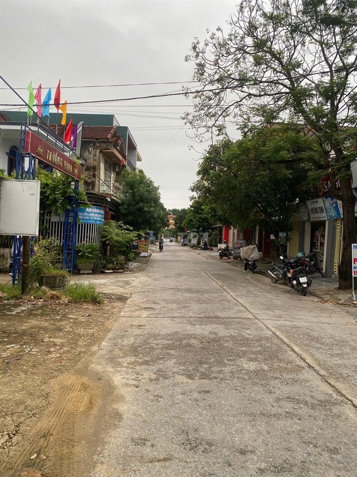 Chính chủ bán gấp lô đất 2MT đường liên xã  tại thôn Quy Hậu, Lệ Thủy