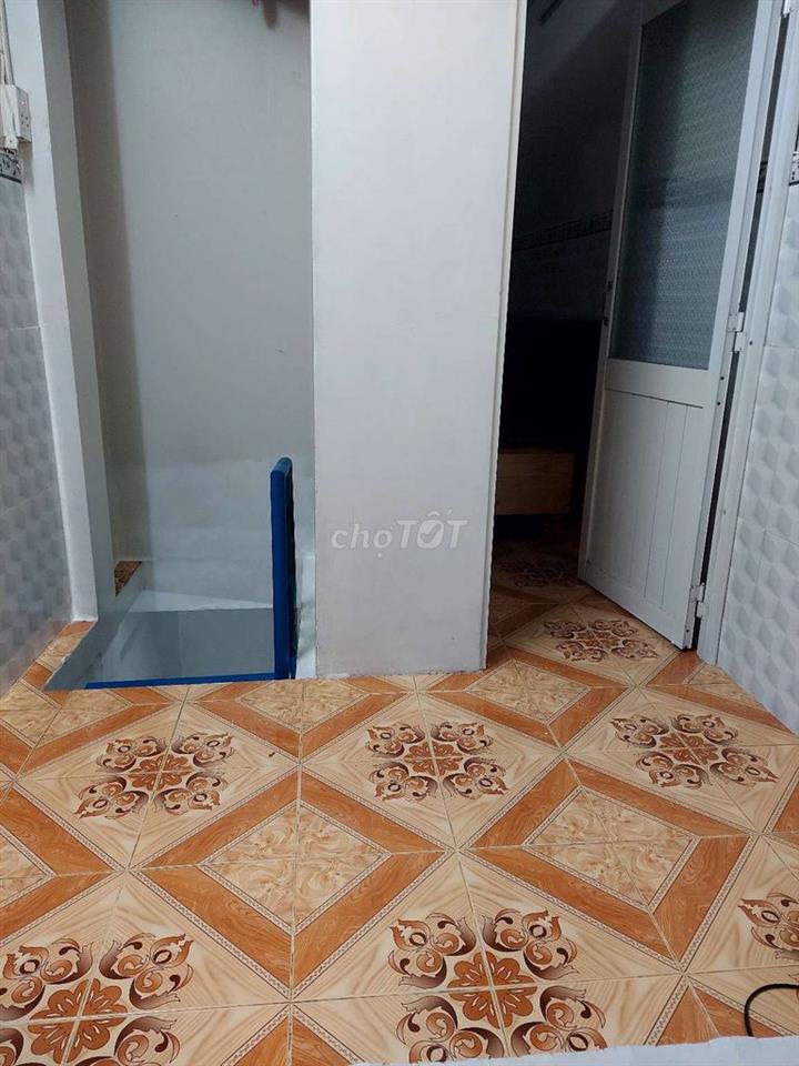 Cho thuê nhà nguyên căn.Đầy đủ nội thất