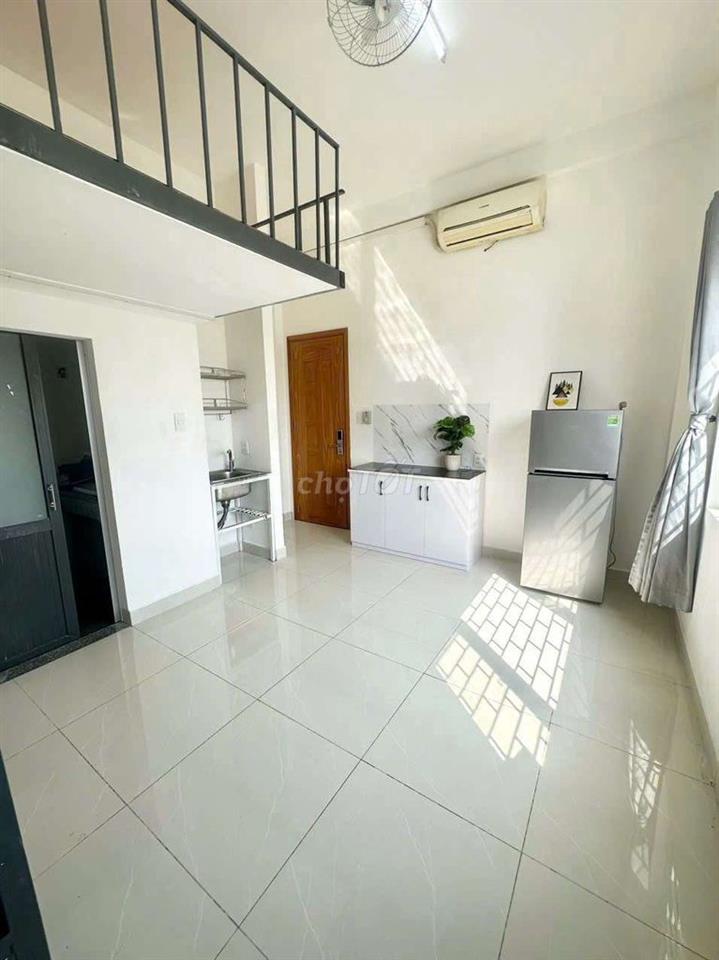 CHO THUÊ DUPLEX CỬA SỔ TRỜI NGAY NGUYỄN THÁI SƠN GẦN EMART