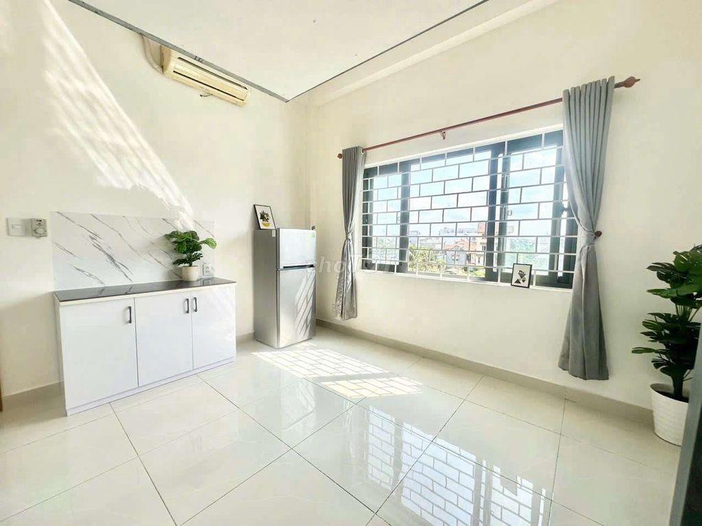 CHO THUÊ DUPLEX CỬA SỔ TRỜI NGAY NGUYỄN THÁI SƠN GẦN EMART