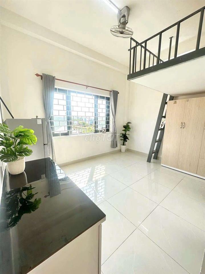 CHO THUÊ DUPLEX CỬA SỔ TRỜI NGAY NGUYỄN THÁI SƠN GẦN EMART