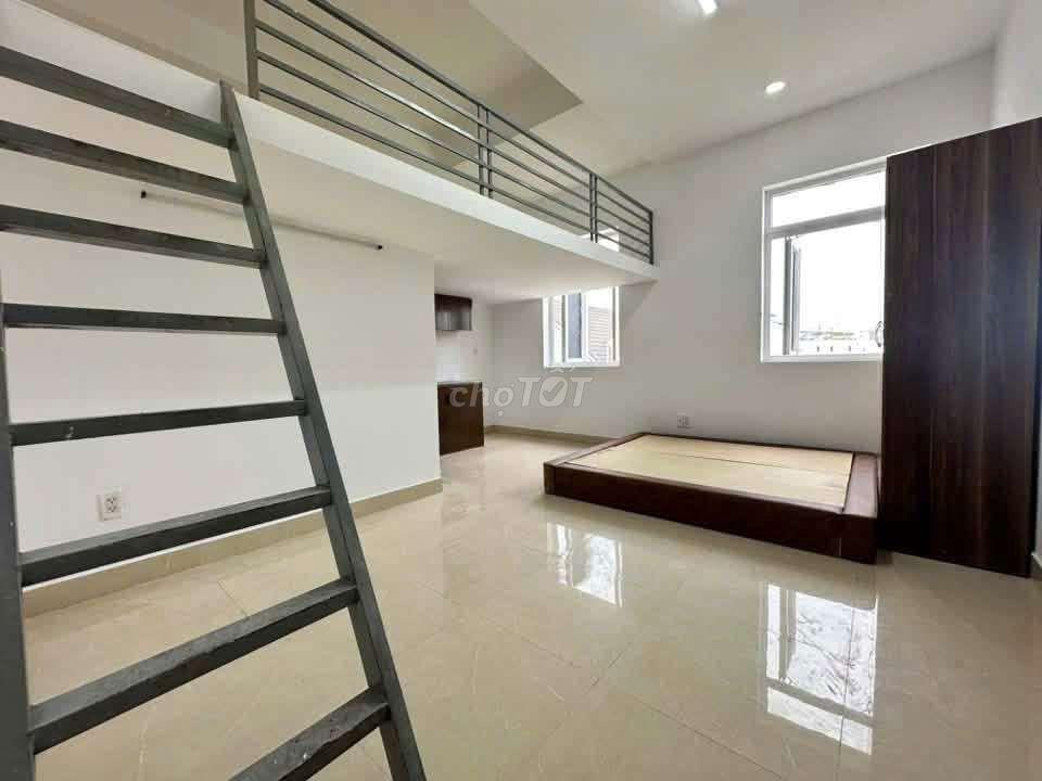CHO THUÊ CĂN DUPLEX CỬA SỔ TRỜI NGAY DƯƠNG QUẢNG HÀM