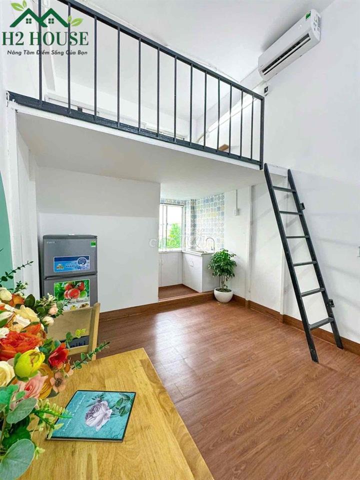 CHO THUÊ DUPLEX CỬA SỔ TRỜI, RỘNG 30m2 NGAY DƯƠNG QUẢNG HÀM
