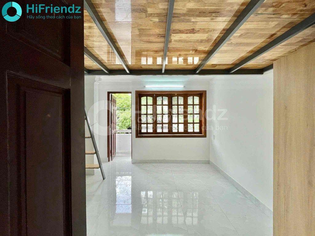 Khai Trương Căn Hộ Duplex Ban Công Cửa Sổ Trời Dương Quảng Hàm