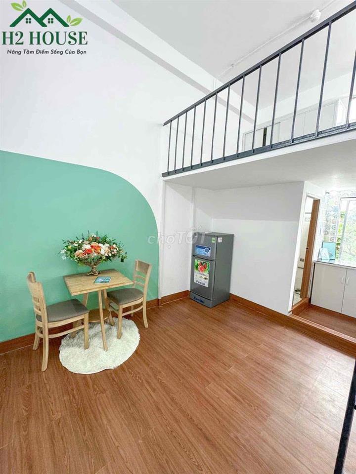 Cho Thuê Căn Hộ Dịch Vụ Duplex Cửa Sổ Trời Ngay Nguyễn Thái Sơn