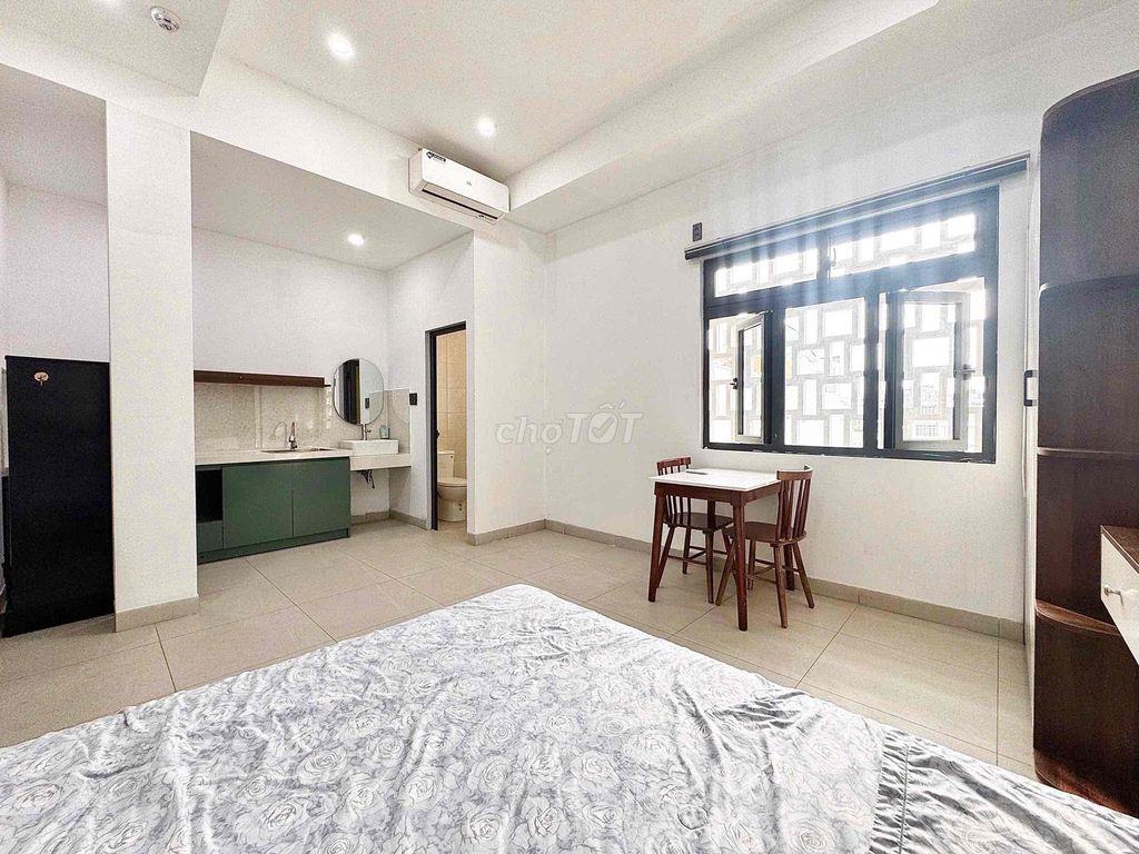 cho thuê căn studio cửa sổ trời, gần Emart Phan Văn Trị