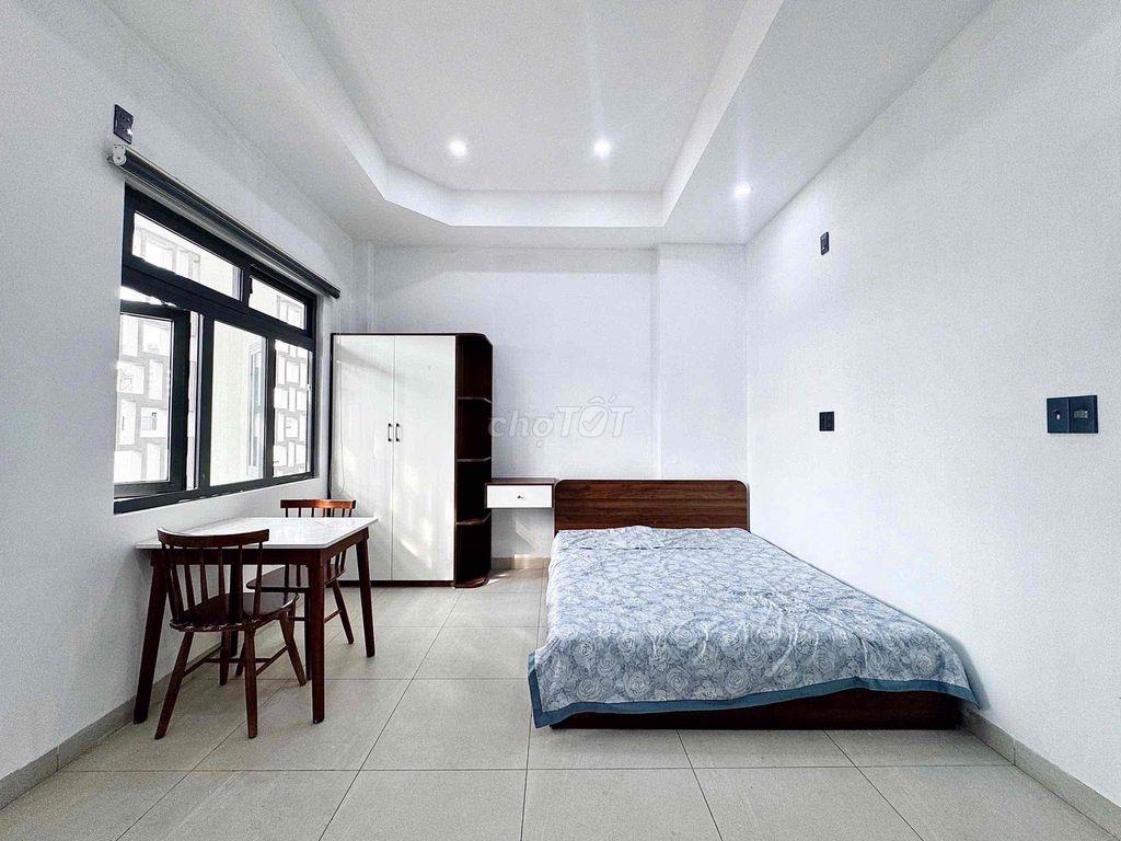 cho thuê căn studio cửa sổ trời, gần Emart Phan Văn Trị