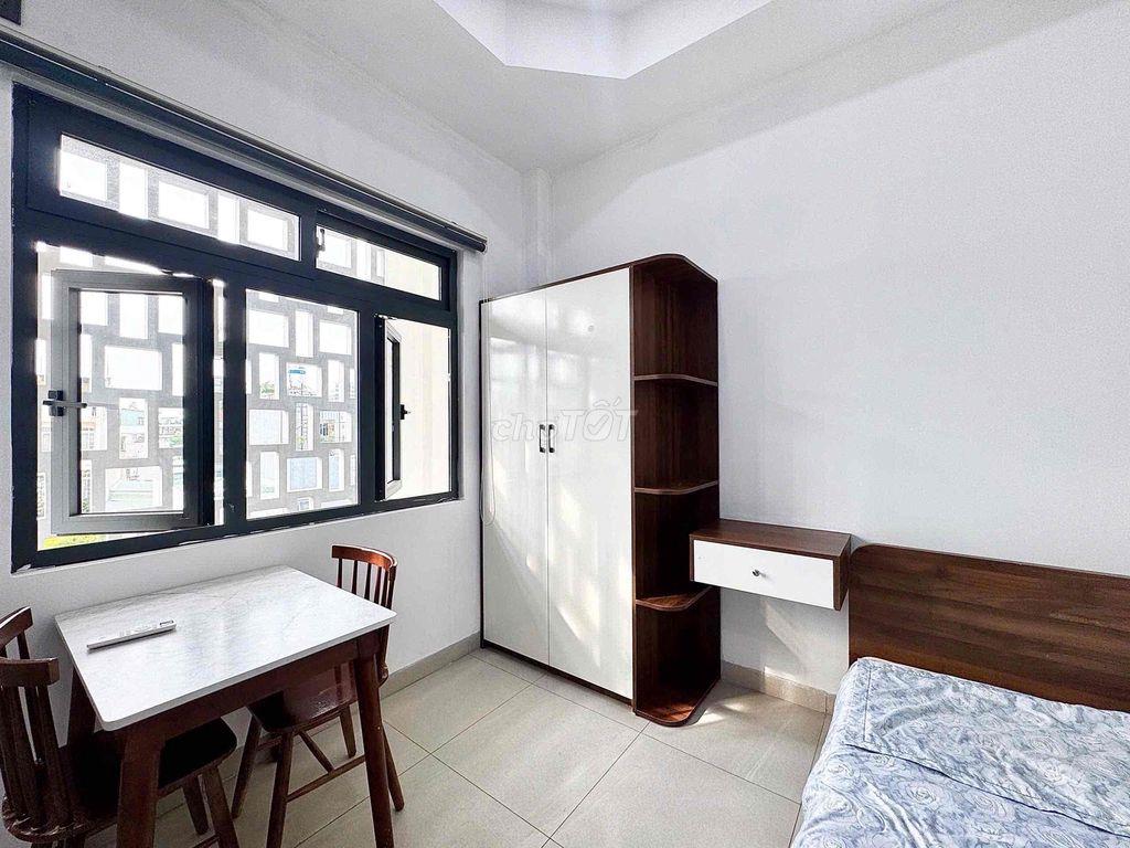 cho thuê căn studio cửa sổ trời, gần Emart Phan Văn Trị