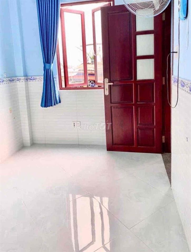 Cho thuê phòng trọ Q3 ngay trung tâm Ga Sài Gòn
