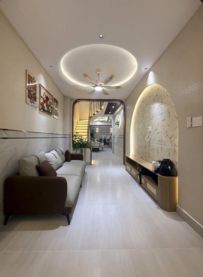 NHÀ SIÊU ĐẸP SÁT KINH DƯƠNG VƯƠNG - HẬU GIANG - QUẬN 6