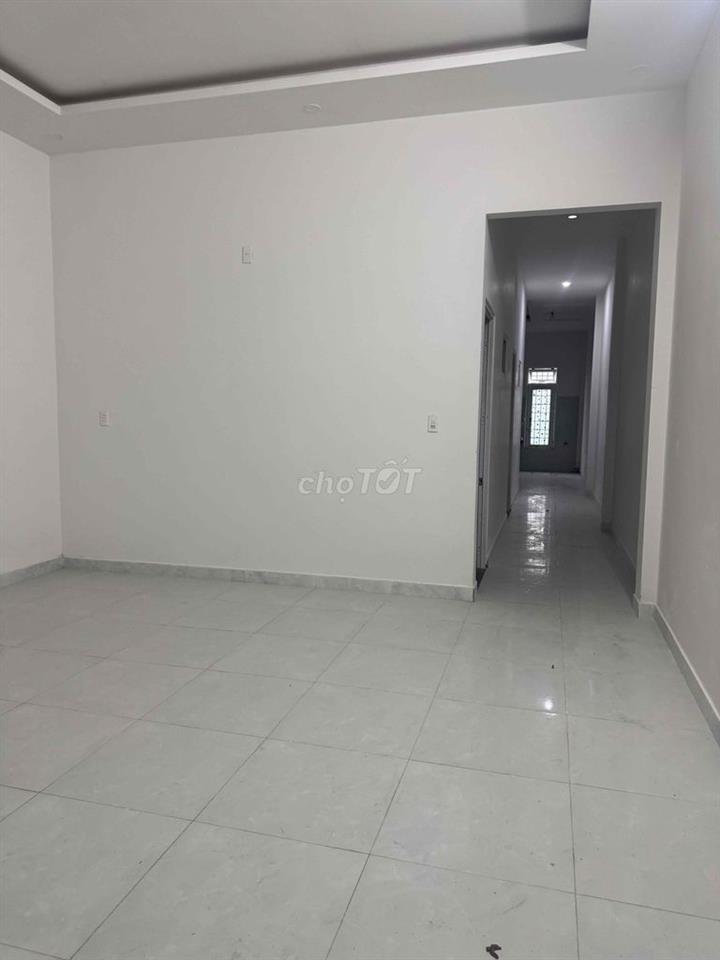 cho thuê nhà cấp 4 sau lưng mặt tiền đinh thị vân