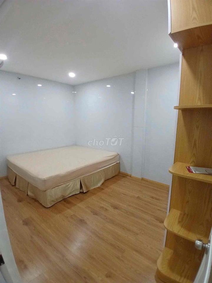 Cho thuê nhà kiệt Lê Duẩn. Gần Hoàng Hoa Thám.  - Nhà gác lửng. Diện t
