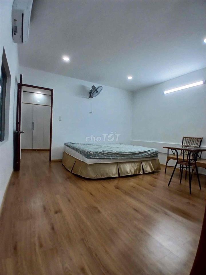 Cho thuê nhà kiệt Lê Duẩn. Gần Hoàng Hoa Thám.  - Nhà gác lửng. Diện t