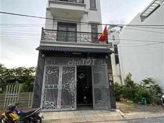 cho thuê nhà nguyên căn ngay sau lưng kdl bến xưa