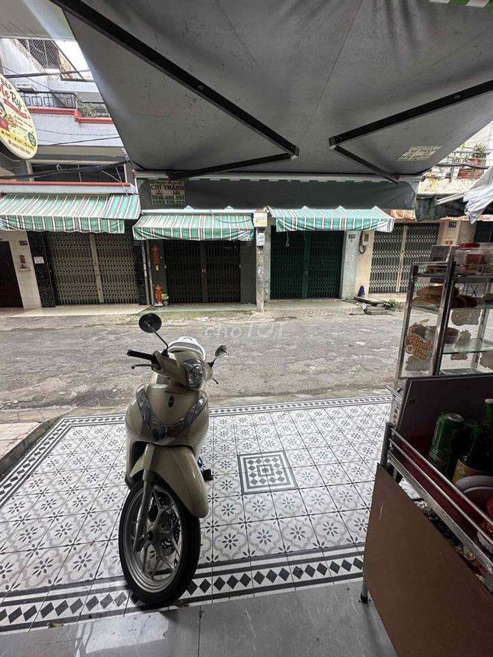 Mặt Bằng Ở Chợ Trần Văn Quang