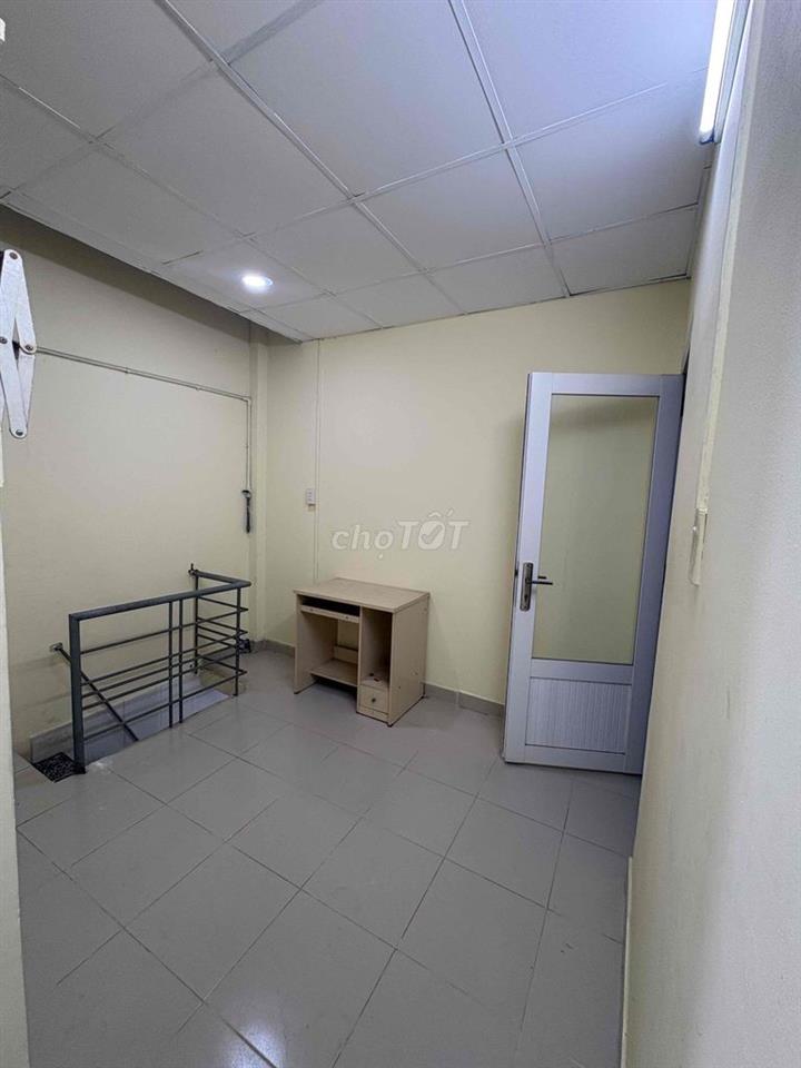 —Nhà cho thuê nguyên căn Hẻm thông đường Phú Thọ Hoà, Tân phú