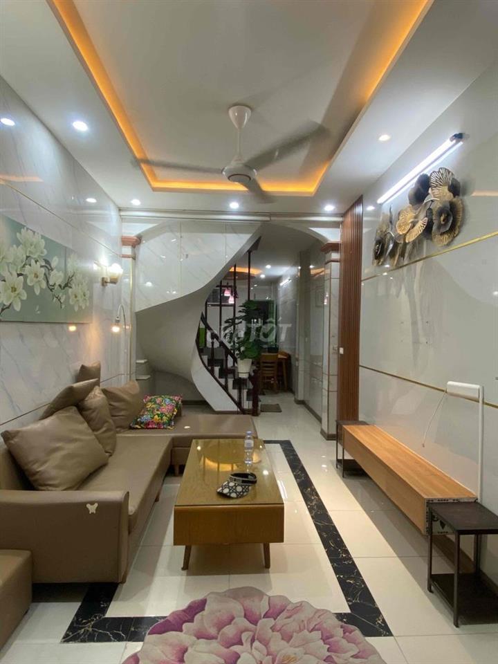 Chính chủ cho thuê nhà riêng tại ngõ 145 Quan Nhân