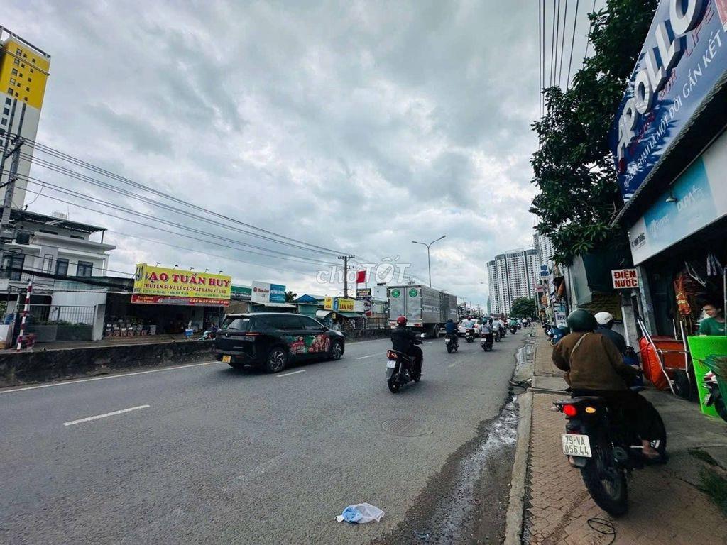 Bán nhà mặt tiền Quốc Lộ 1K Dĩ An 187.6m2 ngang 9.6m
