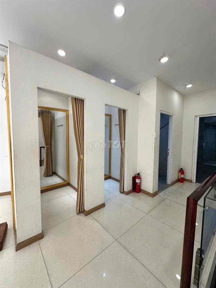 CHO THUÊ NHÀ 7,5X17M TRỆT LẦU NGAY XÒNG XOAY NGÃ 6 CMT8