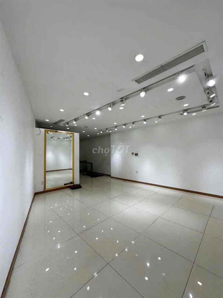 CHO THUÊ NHÀ 7,5X17M TRỆT LẦU NGAY XÒNG XOAY NGÃ 6 CMT8