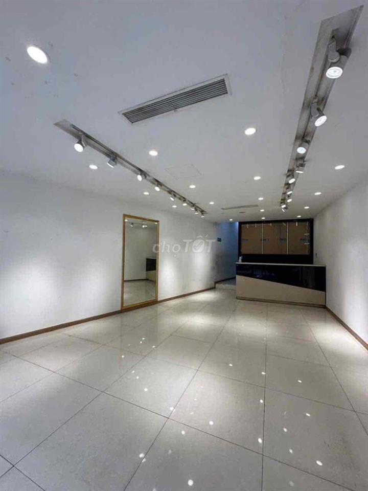 CHO THUÊ NHÀ 7,5X17M TRỆT LẦU NGAY XÒNG XOAY NGÃ 6 CMT8