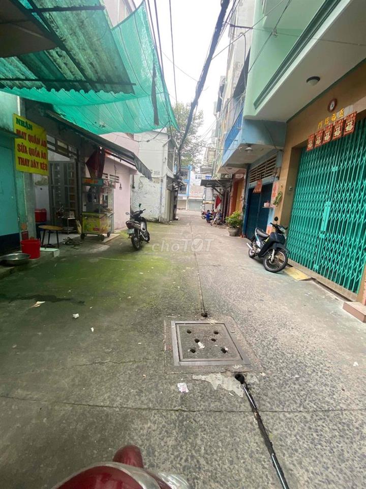 bán nhà quận 11