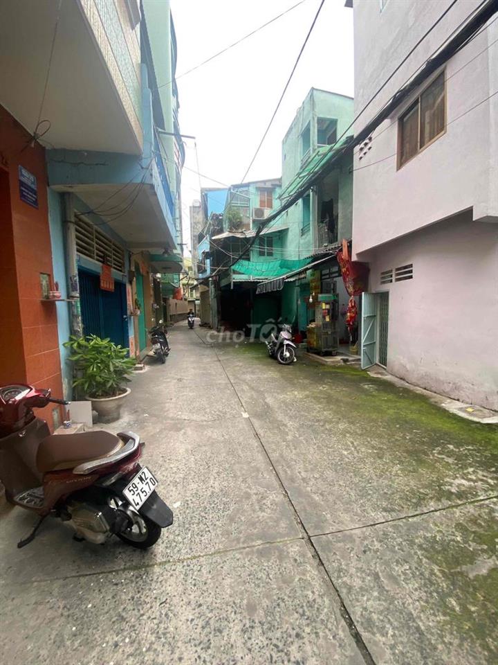 bán nhà quận 11