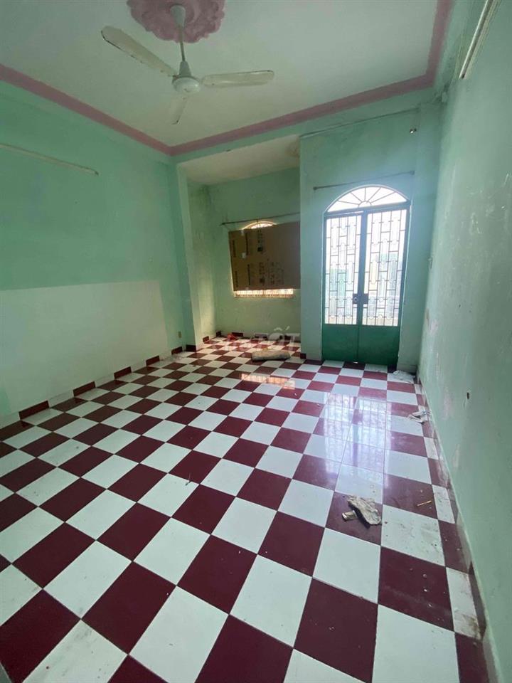 bán nhà quận 11