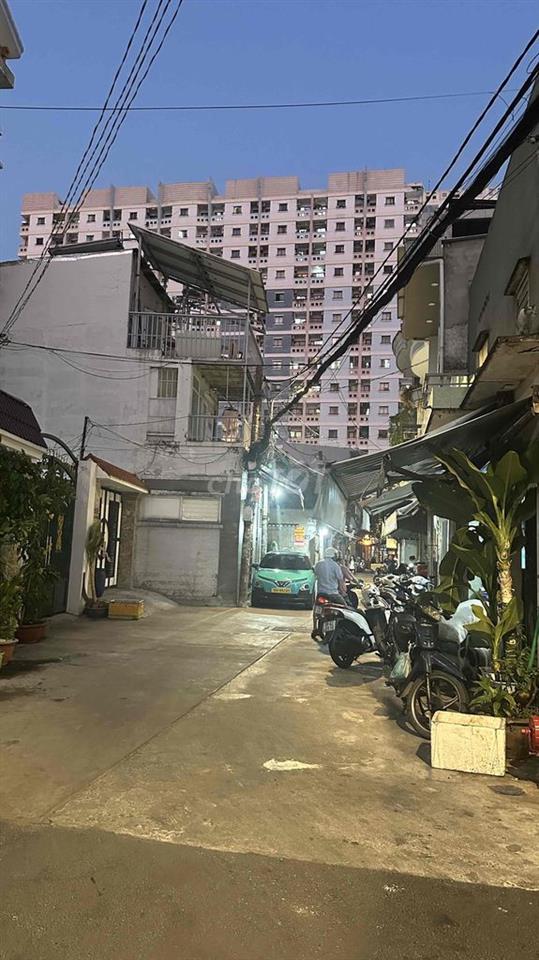 Nhà có PN trệt (chính chủ)