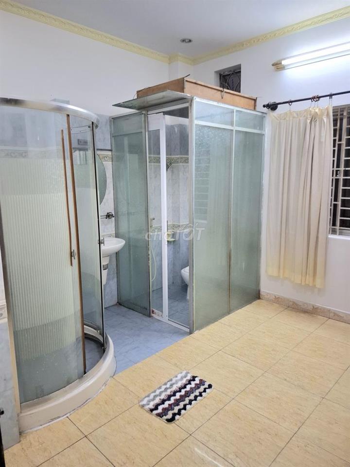 Phòng cho thuê gần đầm sen, Lãng Binh Thăng