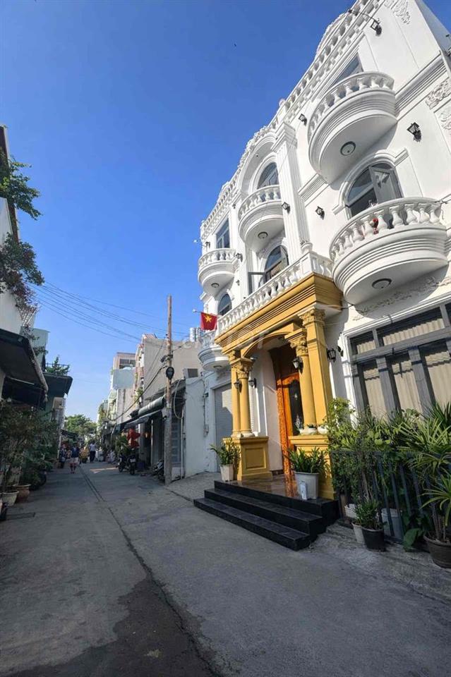 Bán biệt thự gần khu Tên Lửa, 10,5 x8m, SHR công nhận đủ