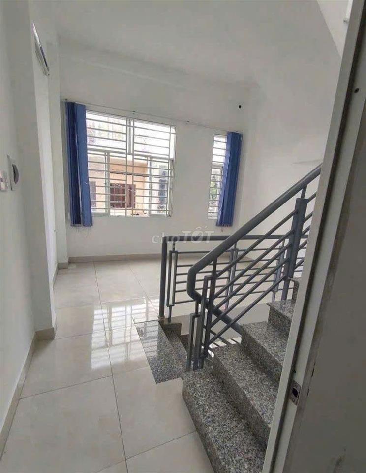 Nhà NC Hẻm 4M Phạm Văn Bạch 4x10m 1 Trệt 2 Lầu 5 Phòng ngủ
