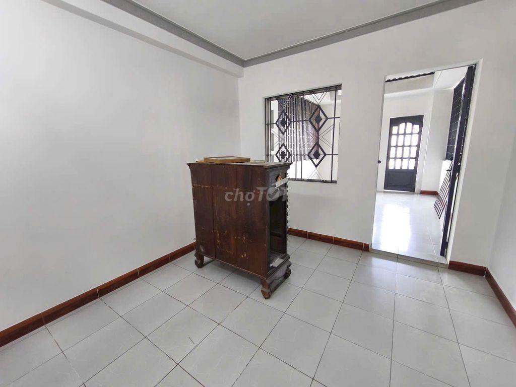 Mặt Tiền Kinh Doanh Bùi Quang Là 60m2 1 Trệt 2 lầu Sân thượng 5 PN