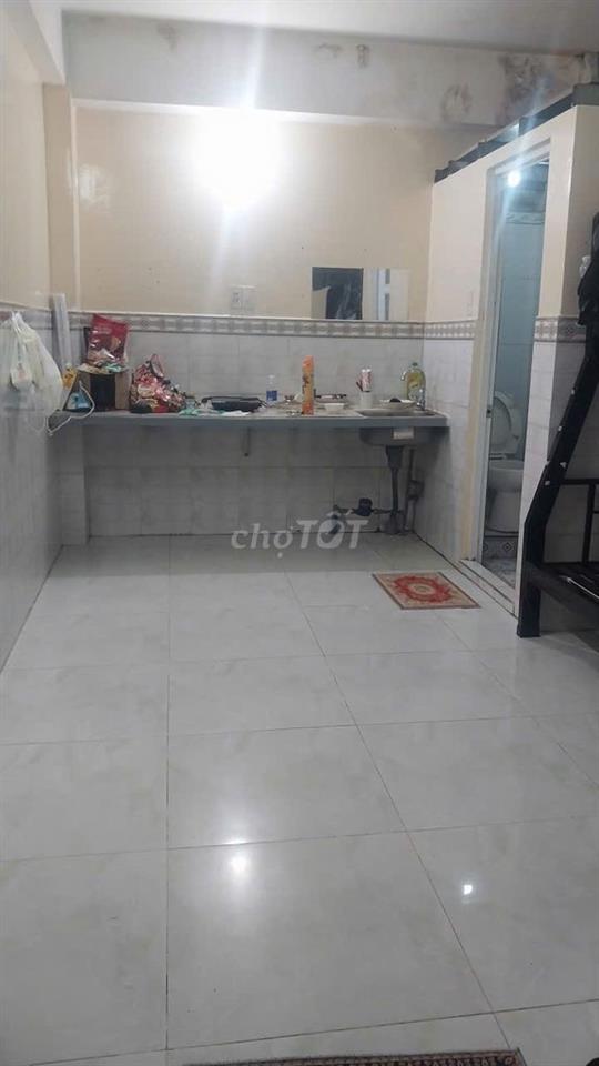 Tìm 1 bạn nam ở ghép