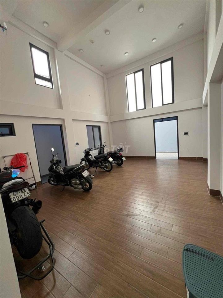 CHO THUÊ MB TẦNG TRỆT MẶT TIỀN TỐNG VĂN HÊN TÂN BÌNH