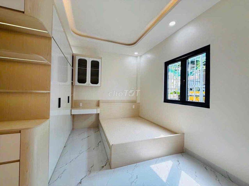 Bán Nhanh - Giá : 4 tỷ 9 - Nhà 3 LẦU gần VINHOME GRAND PARK