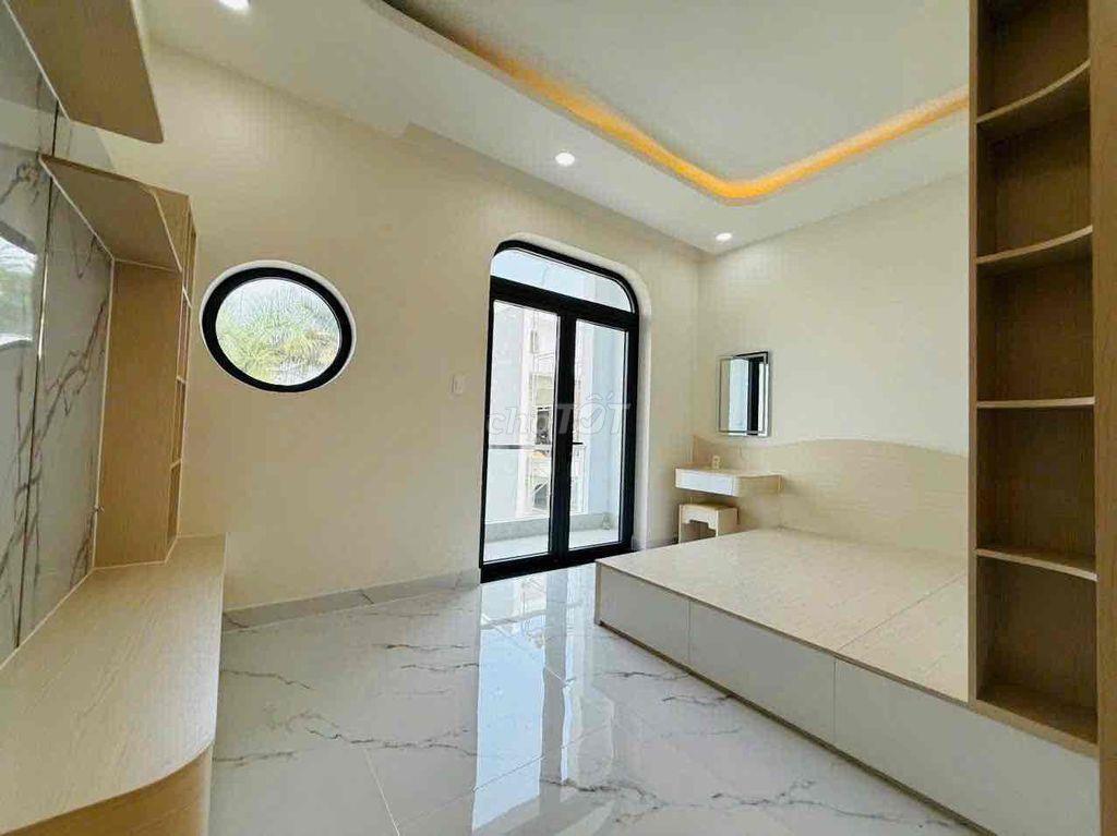 Bán Nhanh - Giá : 4 tỷ 9 - Nhà 3 LẦU gần VINHOME GRAND PARK
