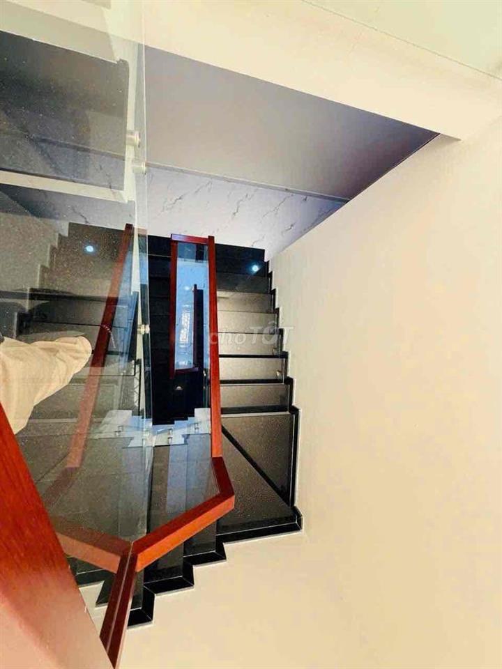 Bán Nhanh - Giá : 4 tỷ 9 - Nhà 3 LẦU gần VINHOME GRAND PARK