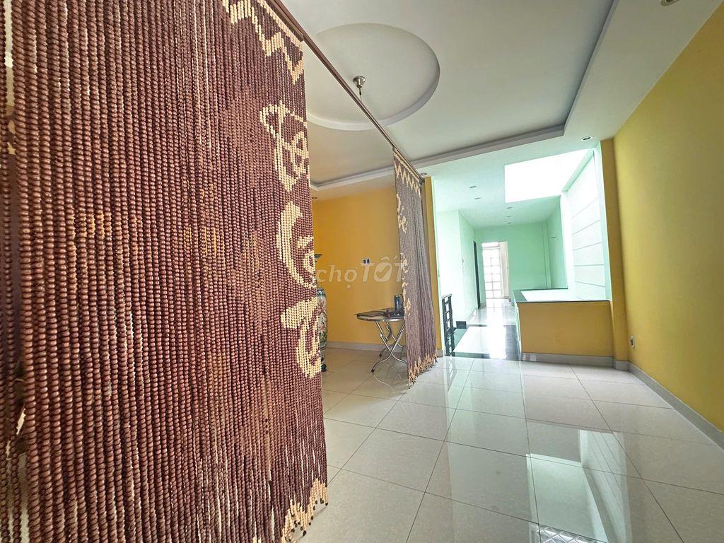 MẶT TIỀN KINH DOANH – NHÀ 3 TẦNG TRỤC CHÍNH KDC VINCOM DĨ AN 