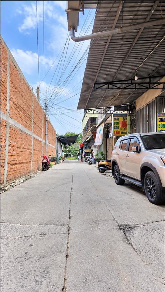 Dãy 16 Phòng Trọ Hẻm Nguyễn Du, Bình Hòa, 151m², 5,2 Tỷ